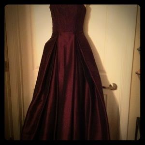 Strapless long full dress